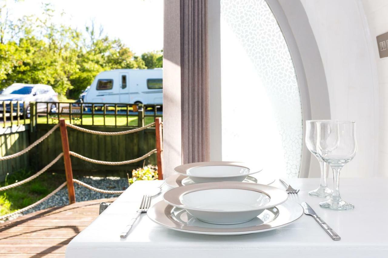 Buttles Glamping Pod Hotell Saundersfoot Exteriör bild