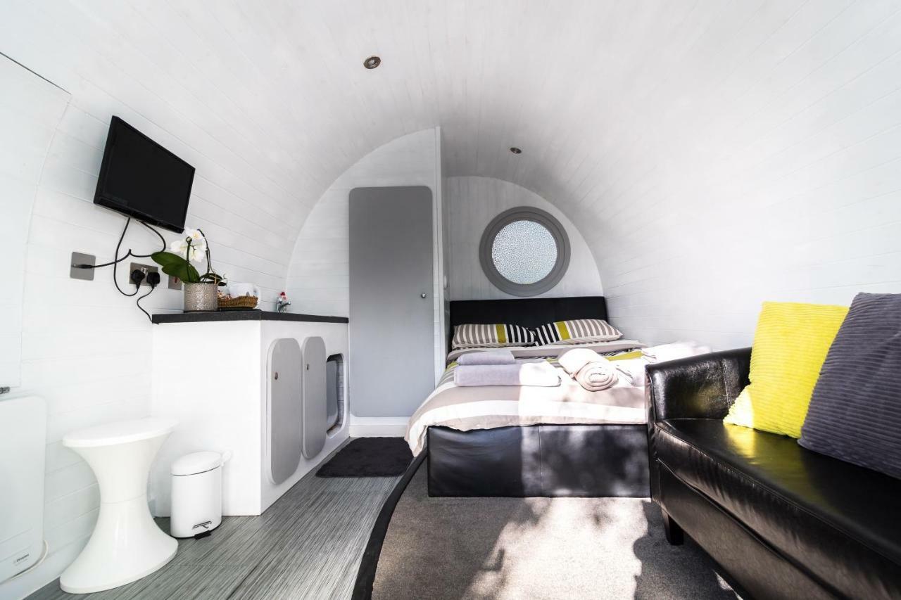 Buttles Glamping Pod Hotell Saundersfoot Exteriör bild