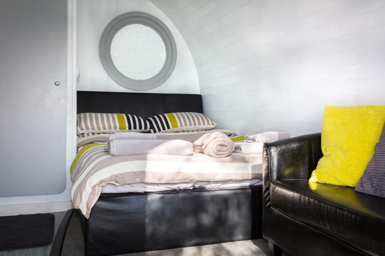 Buttles Glamping Pod Hotell Saundersfoot Exteriör bild